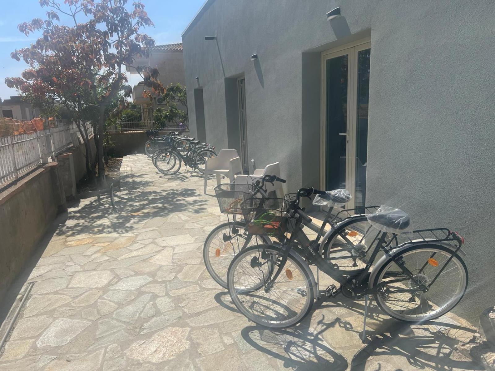 Ajo' Da Paolo Bed & Breakfast Budoni Exterior photo